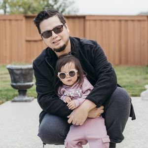 Meet your Posher, Chinh